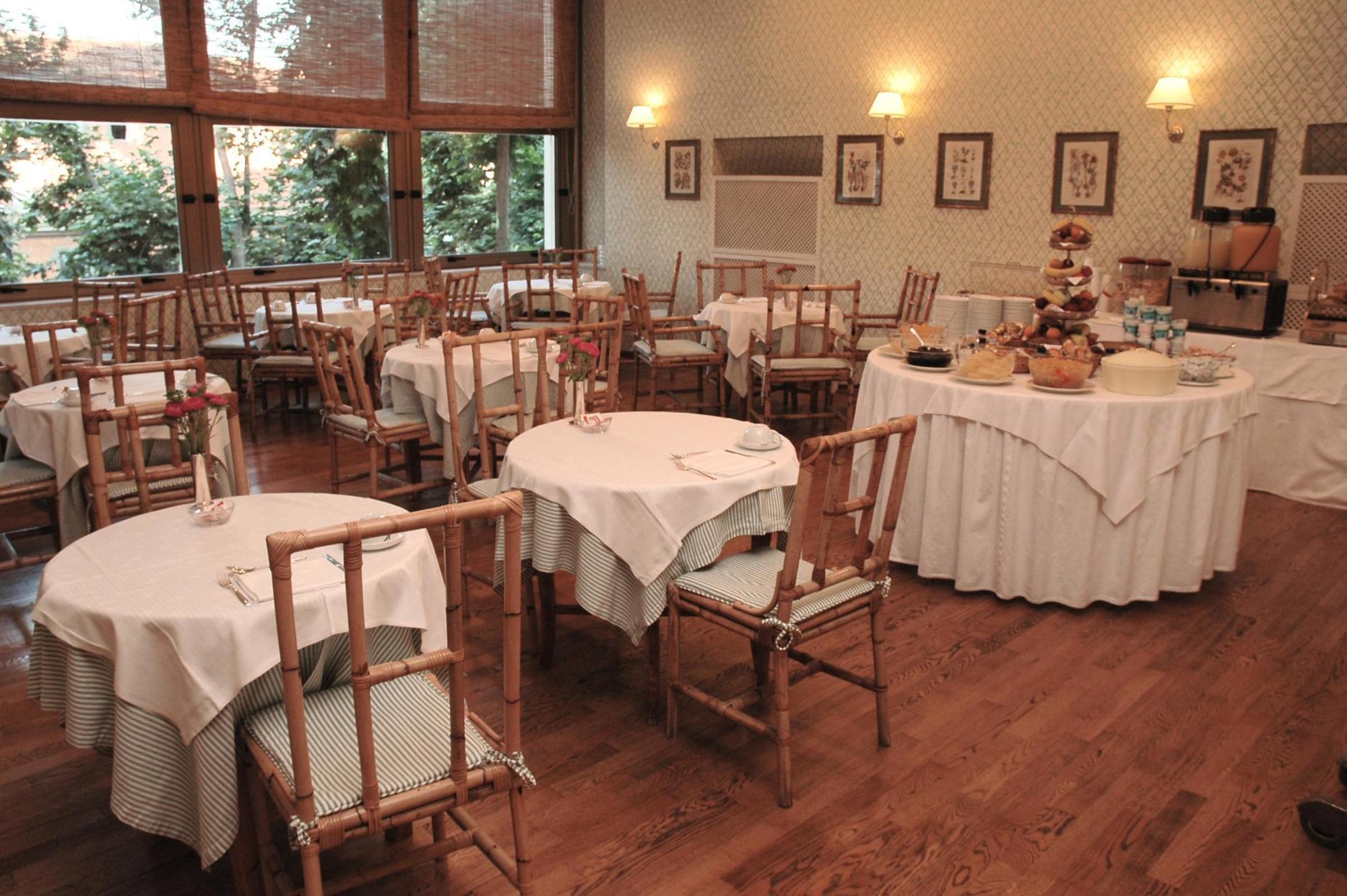 Hotel Commodore Roma Restaurant bilde