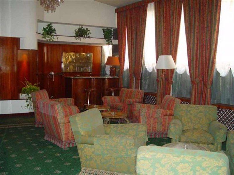 Hotel Commodore Roma Restaurant bilde